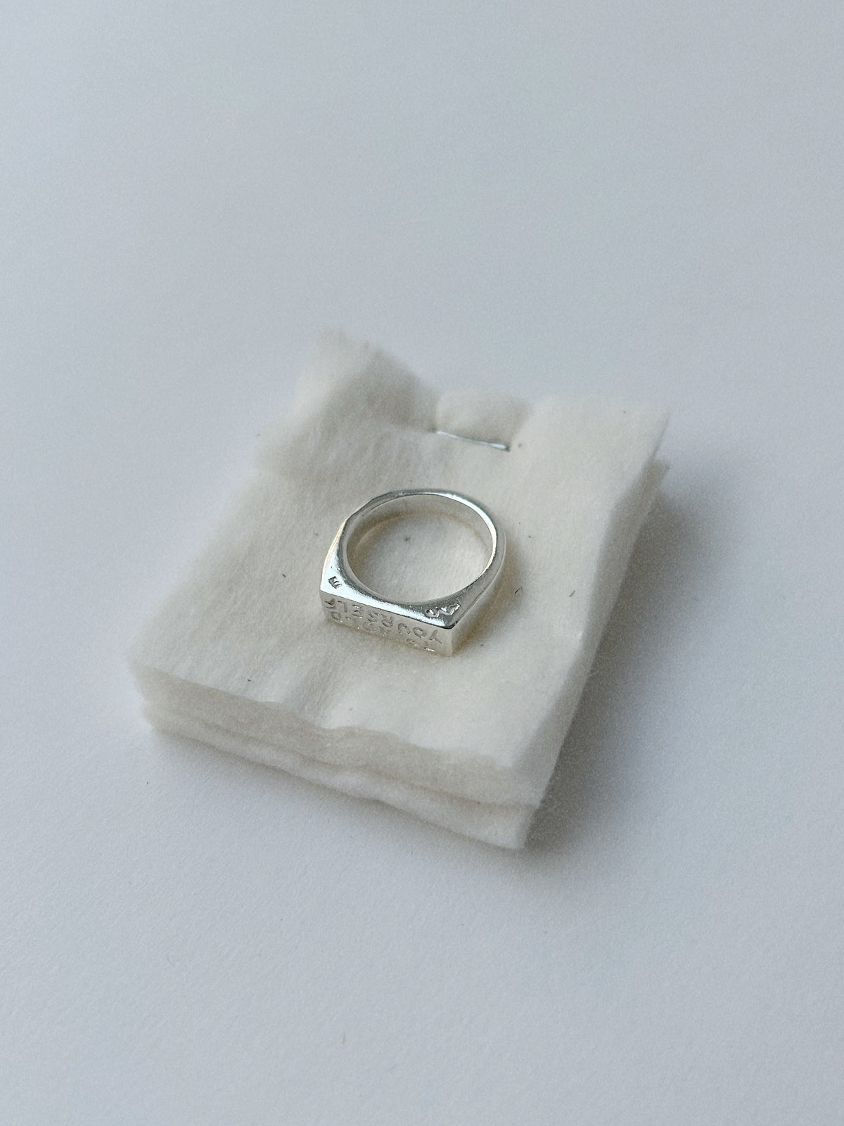 TO HOLD YOURSELF GENTLY – RING