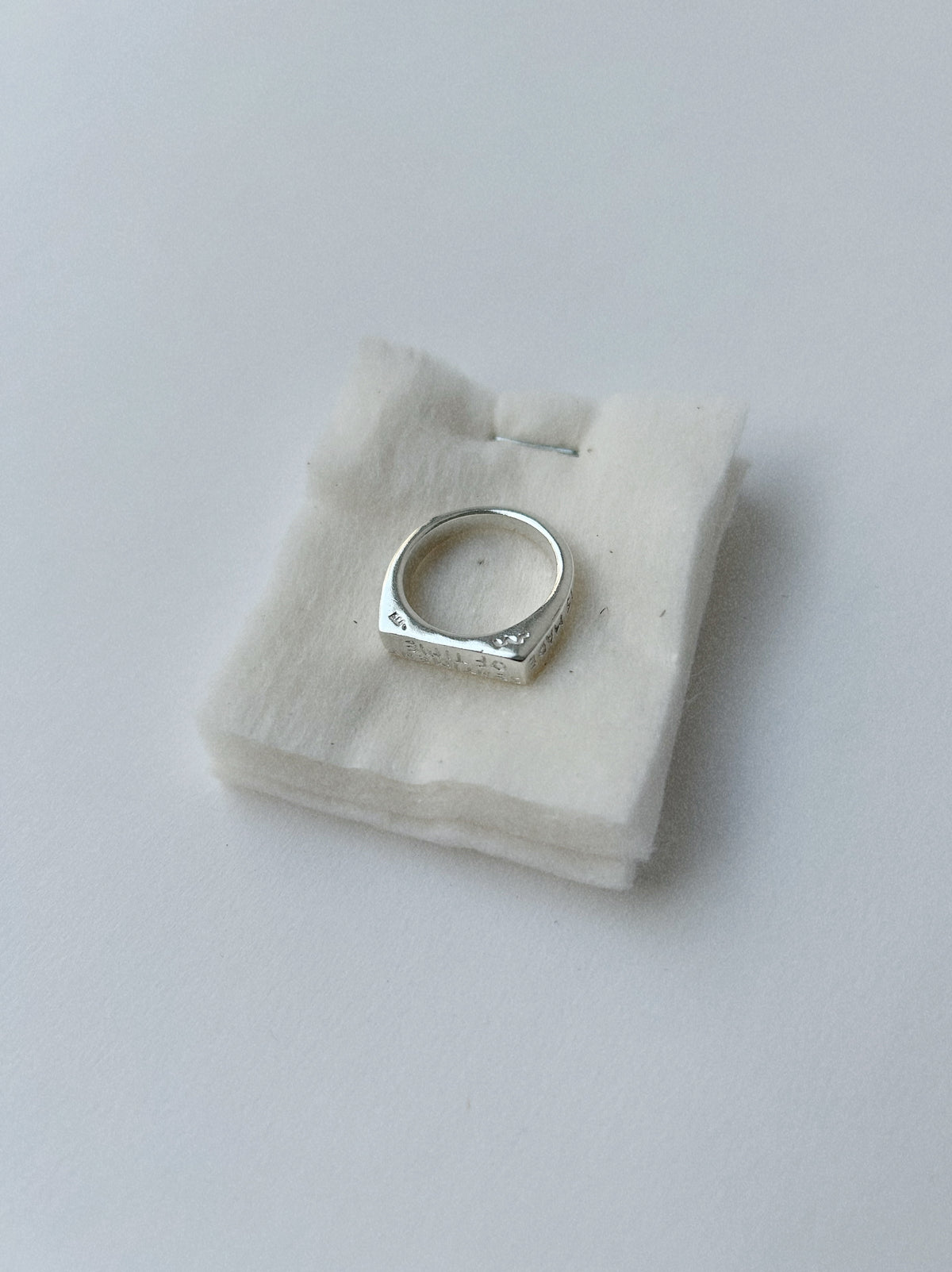 SENTIMENT IS MADE OF TIME – RING