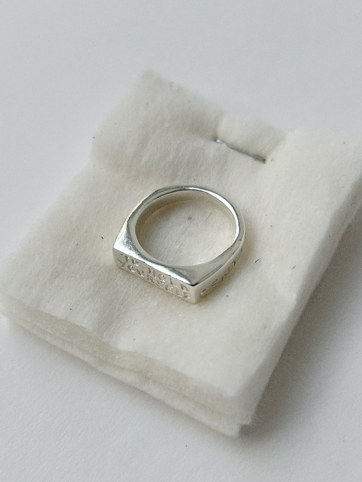 TO HOLD YOURSELF GENTLY – RING