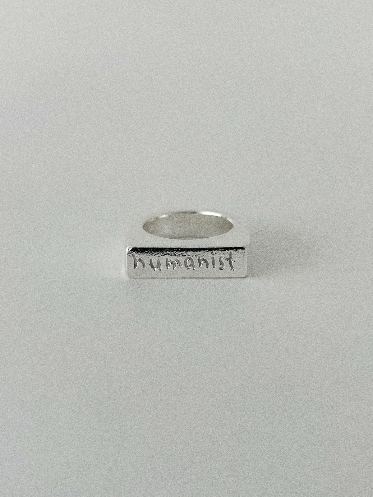 'HUMANIST' SIGNET RING II (WRITTEN)