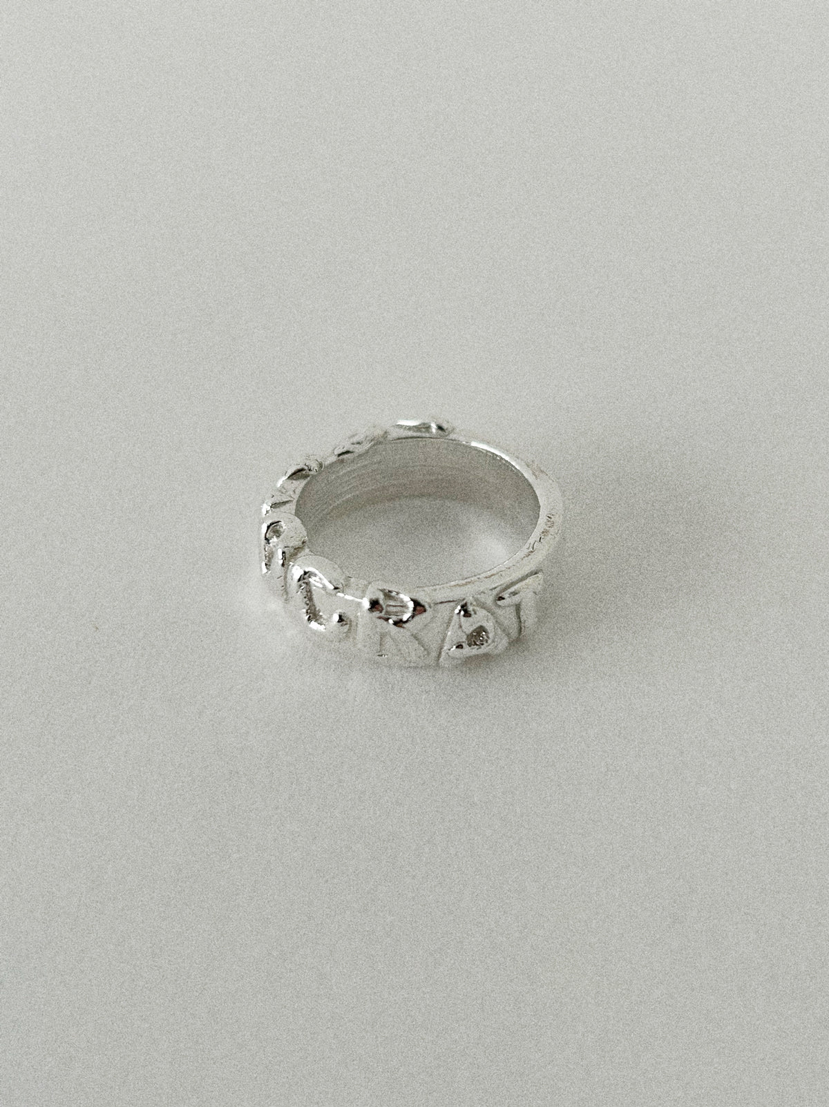 'DEMOCRAT' ROUND RING II (MOLTEN)