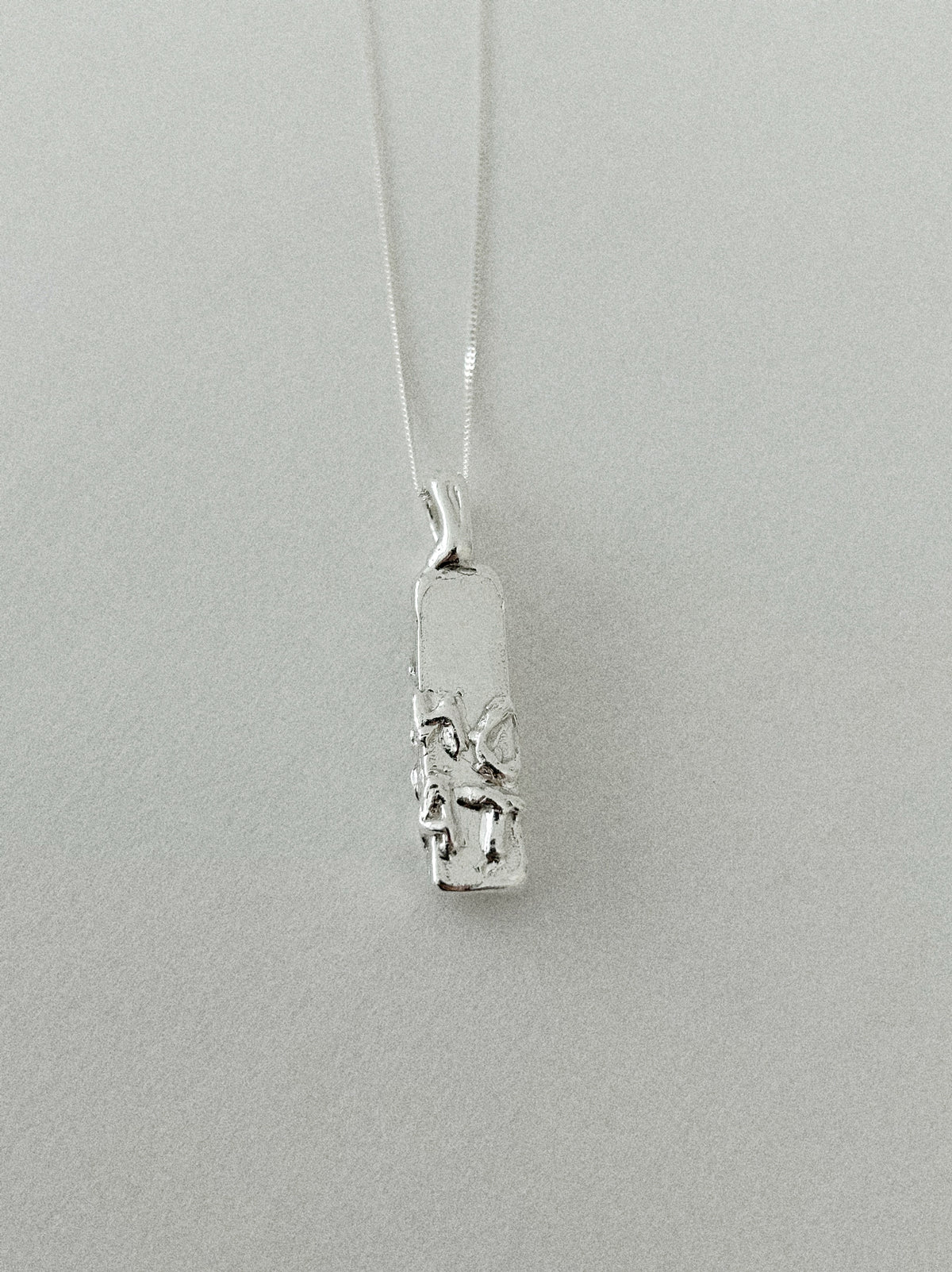 'DEMOCRAT' PENDANT (MOLTEN)