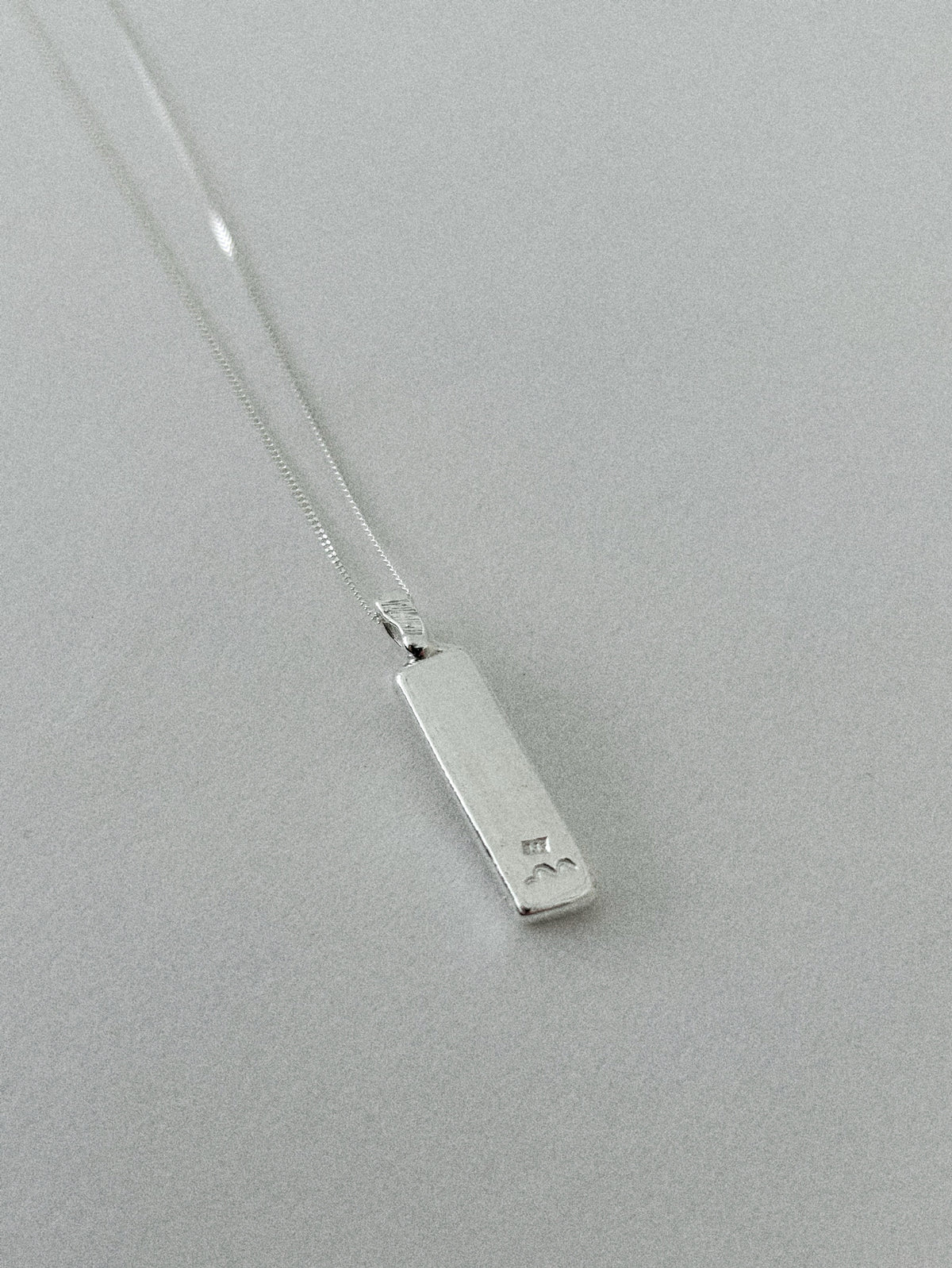 'DEMOCRAT' PENDANT I (WRITTEN)