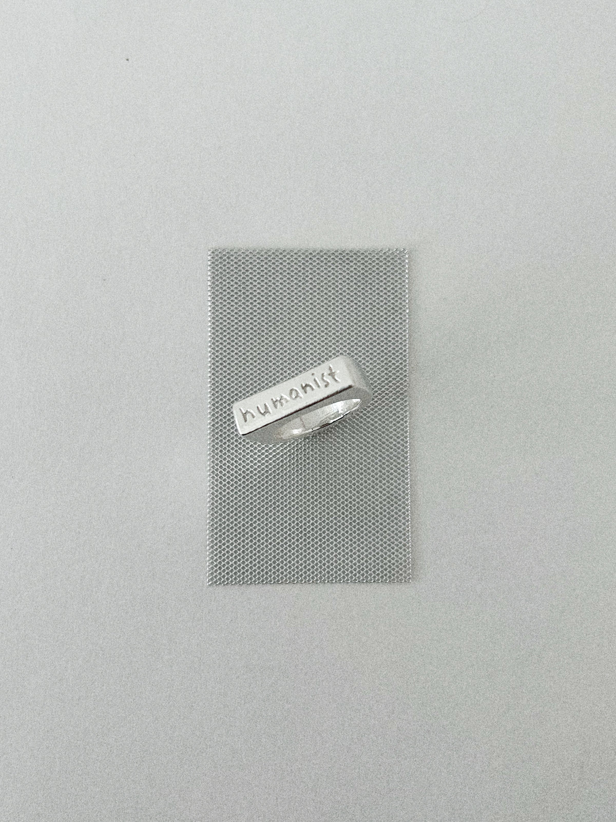 'HUMANIST' SIGNET RING I (WRITTEN)