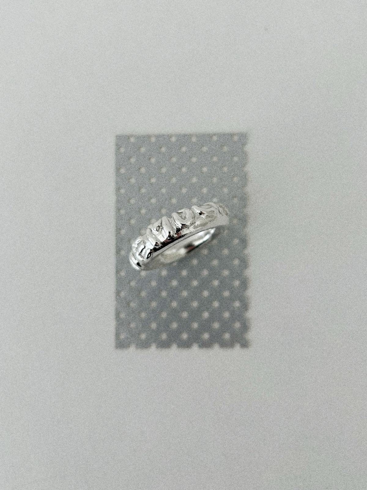 'DEMOCRAT' ORGANIC RING (MOLTEN)