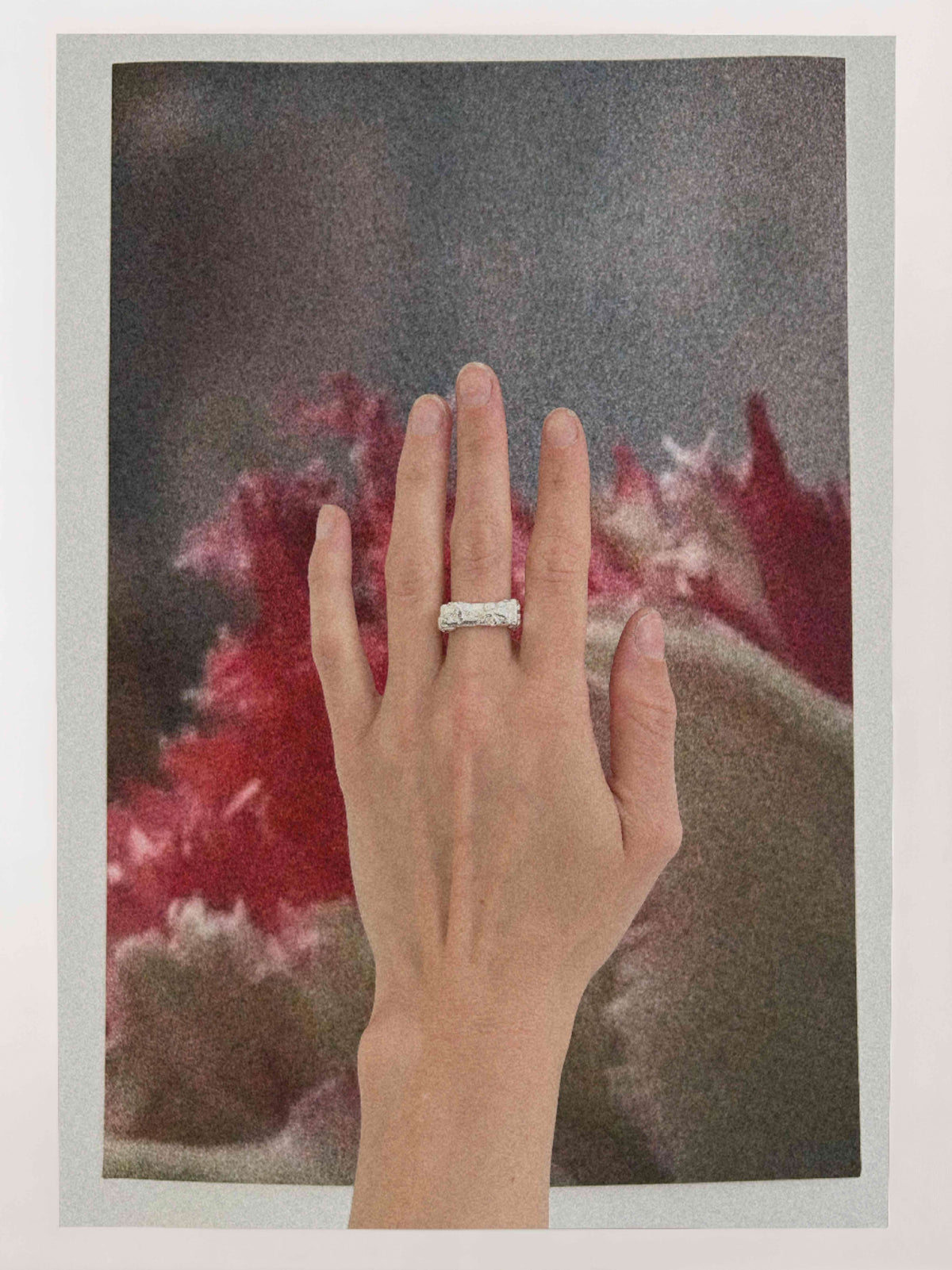 A LOT OF FLOWERS – signet ring