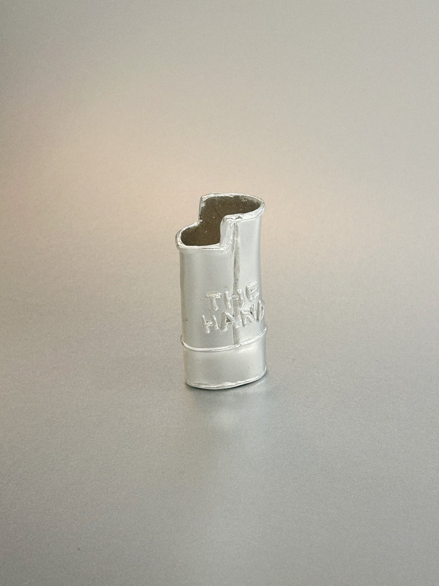 THE HAND – LIGHTER CASE