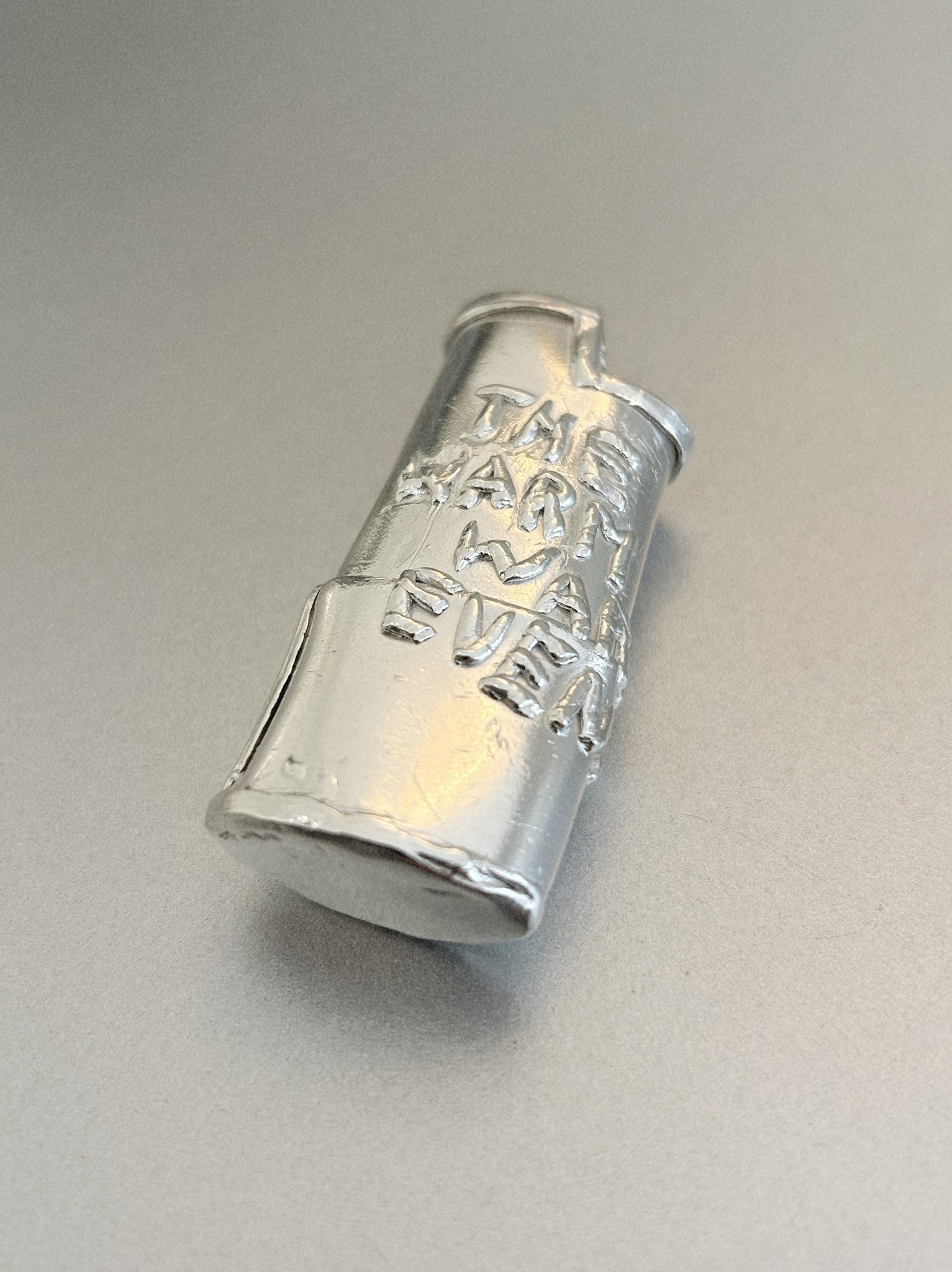 THE WARM WARM EVENING – LIGHTER CASE