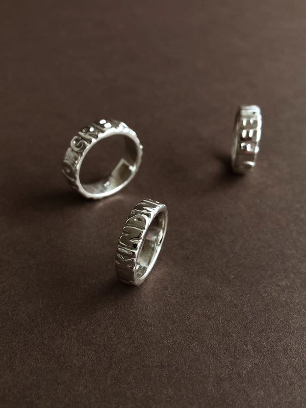 IN NO GREAT HURRY | POETRY RING